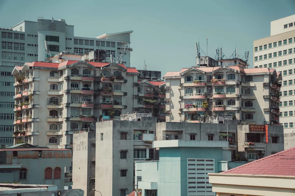 Căn khách hỏi nhiều